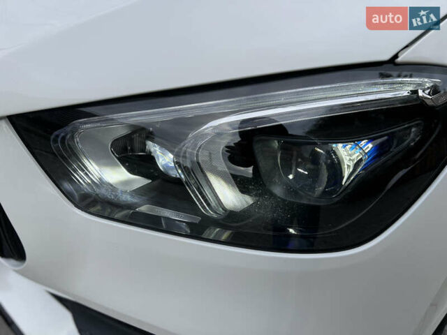 Белый Мерседес GLE-Class Coupe, объемом двигателя 2.93 л и пробегом 90 тыс. км за 77500 $, фото 9 на Automoto.ua
