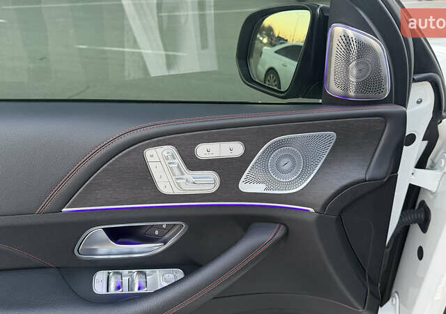 Білий Мерседес GLE-Class Coupe, об'ємом двигуна 3 л та пробігом 37 тис. км за 79999 $, фото 12 на Automoto.ua