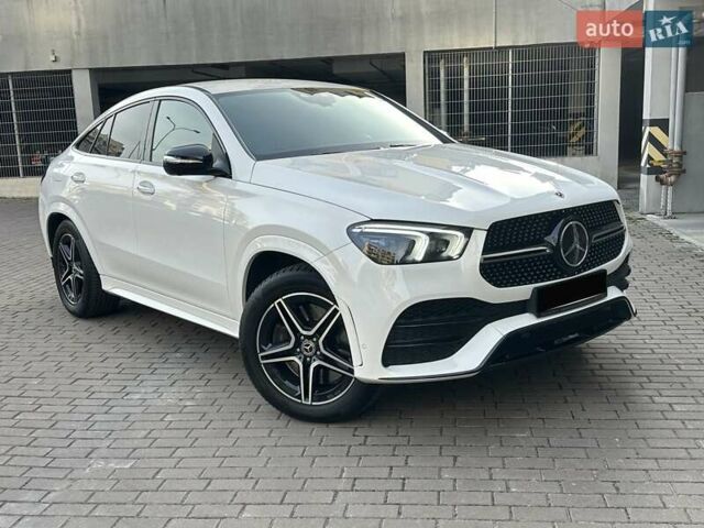 Белый Мерседес GLE-Class Coupe, объемом двигателя 2.93 л и пробегом 35 тыс. км за 83700 $, фото 2 на Automoto.ua