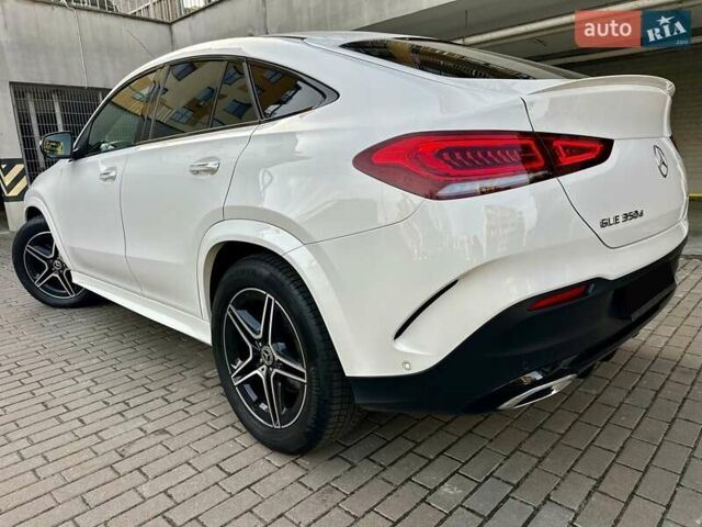 Белый Мерседес GLE-Class Coupe, объемом двигателя 2.93 л и пробегом 35 тыс. км за 83700 $, фото 68 на Automoto.ua
