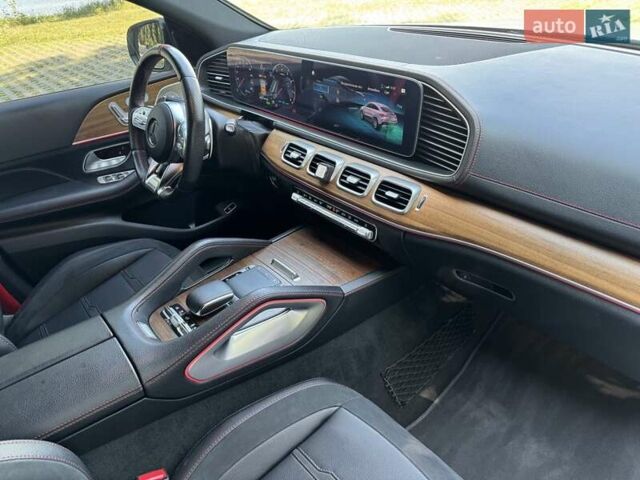 Белый Мерседес GLE-Class Coupe, объемом двигателя 3 л и пробегом 43 тыс. км за 81800 $, фото 6 на Automoto.ua