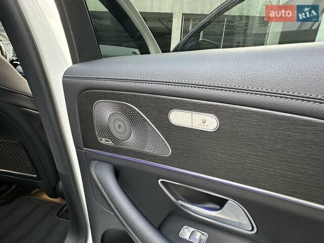 Белый Мерседес GLE-Class Coupe, объемом двигателя 2.93 л и пробегом 35 тыс. км за 83700 $, фото 44 на Automoto.ua