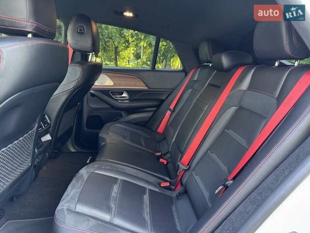 Белый Мерседес GLE-Class Coupe, объемом двигателя 3 л и пробегом 43 тыс. км за 81800 $, фото 9 на Automoto.ua