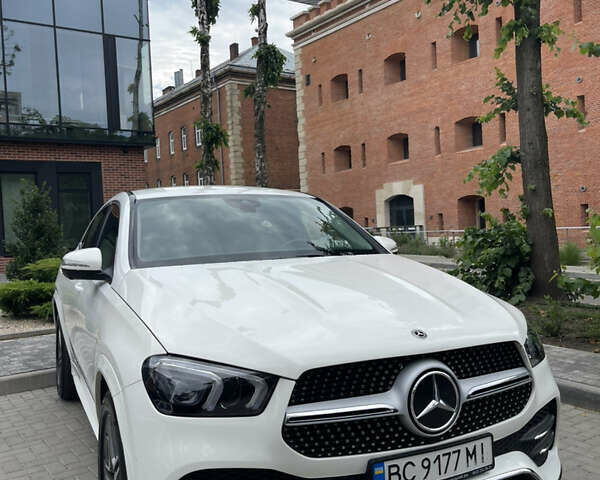 Білий Мерседес GLE-Class Coupe, об'ємом двигуна 2.93 л та пробігом 81 тис. км за 77000 $, фото 2 на Automoto.ua