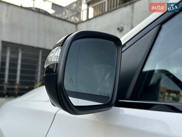 Белый Мерседес GLE-Class Coupe, объемом двигателя 2.93 л и пробегом 35 тыс. км за 83700 $, фото 33 на Automoto.ua