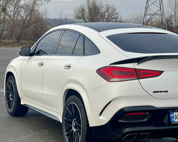 Білий Мерседес GLE-Class Coupe, об'ємом двигуна 1.95 л та пробігом 60 тис. км за 77000 $, фото 19 на Automoto.ua