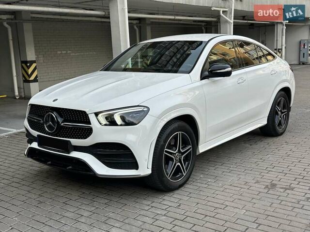 Белый Мерседес GLE-Class Coupe, объемом двигателя 2.93 л и пробегом 35 тыс. км за 83700 $, фото 18 на Automoto.ua