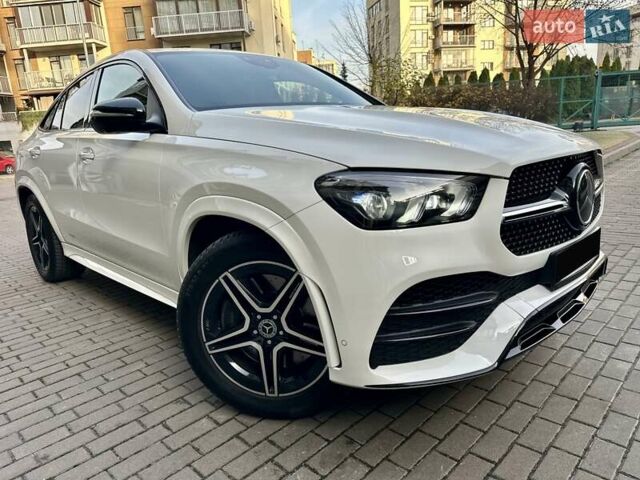Белый Мерседес GLE-Class Coupe, объемом двигателя 2.93 л и пробегом 35 тыс. км за 83700 $, фото 67 на Automoto.ua