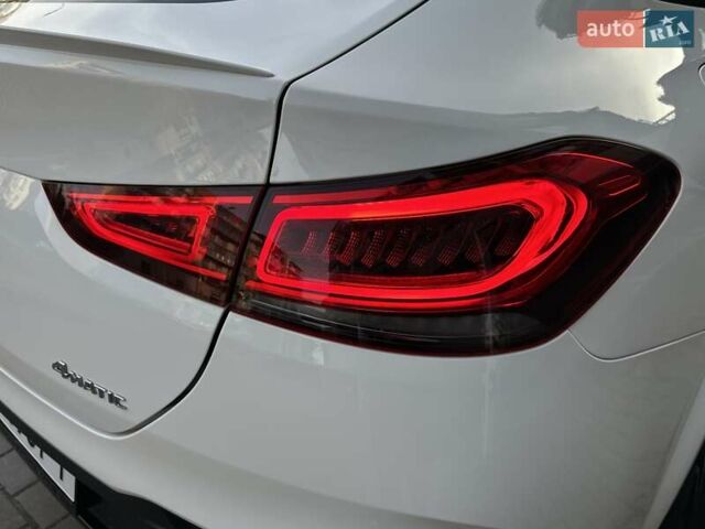 Белый Мерседес GLE-Class Coupe, объемом двигателя 2.93 л и пробегом 35 тыс. км за 83700 $, фото 32 на Automoto.ua