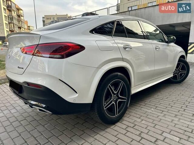 Белый Мерседес GLE-Class Coupe, объемом двигателя 2.93 л и пробегом 35 тыс. км за 83700 $, фото 66 на Automoto.ua