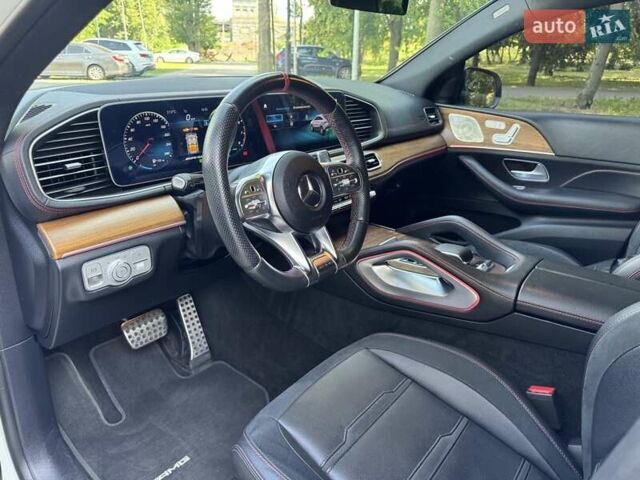 Белый Мерседес GLE-Class Coupe, объемом двигателя 3 л и пробегом 43 тыс. км за 81800 $, фото 4 на Automoto.ua