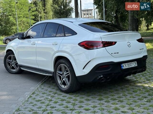 Белый Мерседес GLE-Class Coupe, объемом двигателя 3 л и пробегом 43 тыс. км за 81800 $, фото 2 на Automoto.ua