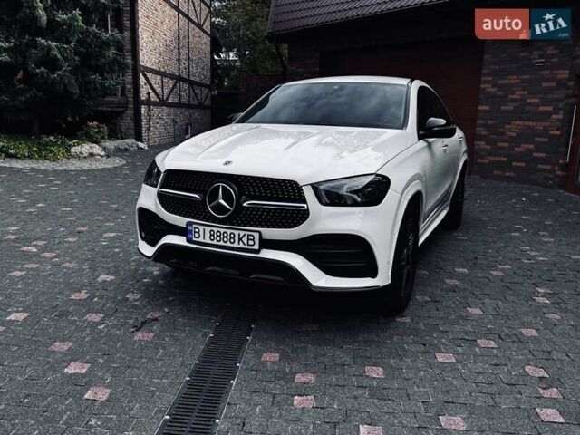 Белый Мерседес GLE-Class Coupe, объемом двигателя 1.95 л и пробегом 29 тыс. км за 90500 $, фото 1 на Automoto.ua