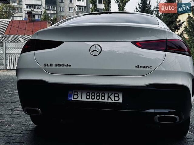 Белый Мерседес GLE-Class Coupe, объемом двигателя 1.95 л и пробегом 29 тыс. км за 90500 $, фото 2 на Automoto.ua