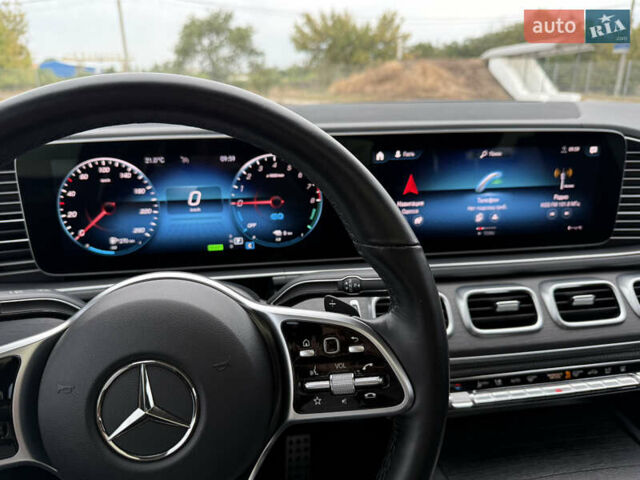 Белый Мерседес GLE-Class Coupe, объемом двигателя 2 л и пробегом 49 тыс. км за 87500 $, фото 1 на Automoto.ua