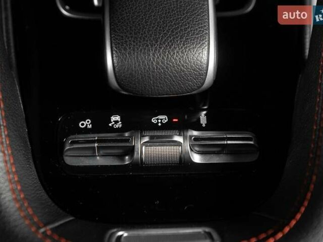 Білий Мерседес GLE-Class Coupe, об'ємом двигуна 3 л та пробігом 32 тис. км за 91000 $, фото 62 на Automoto.ua