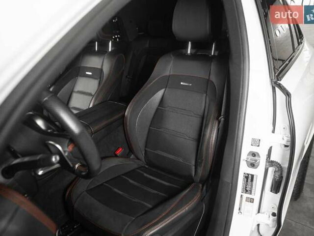 Білий Мерседес GLE-Class Coupe, об'ємом двигуна 3 л та пробігом 32 тис. км за 91000 $, фото 50 на Automoto.ua