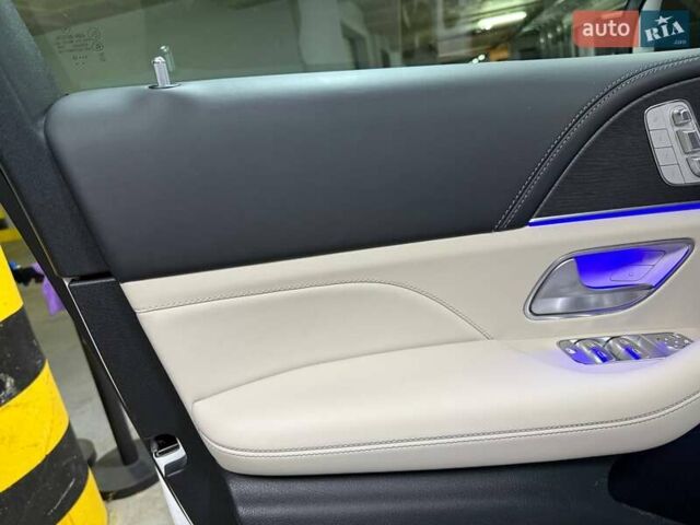Белый Мерседес GLE-Class Coupe, объемом двигателя 3 л и пробегом 10 тыс. км за 127500 $, фото 42 на Automoto.ua