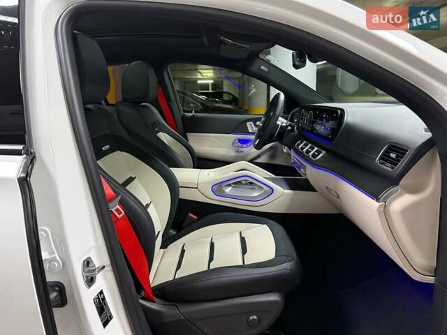 Белый Мерседес GLE-Class Coupe, объемом двигателя 3 л и пробегом 10 тыс. км за 127500 $, фото 112 на Automoto.ua