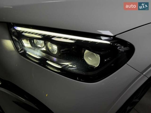 Белый Мерседес GLE-Class Coupe, объемом двигателя 3 л и пробегом 10 тыс. км за 127500 $, фото 35 на Automoto.ua