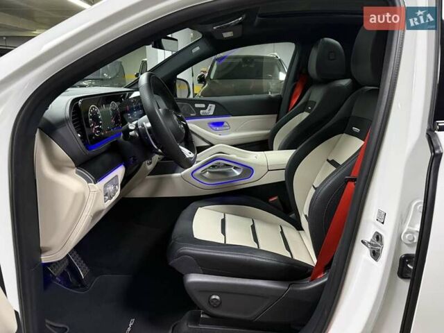 Белый Мерседес GLE-Class Coupe, объемом двигателя 3 л и пробегом 10 тыс. км за 127500 $, фото 53 на Automoto.ua