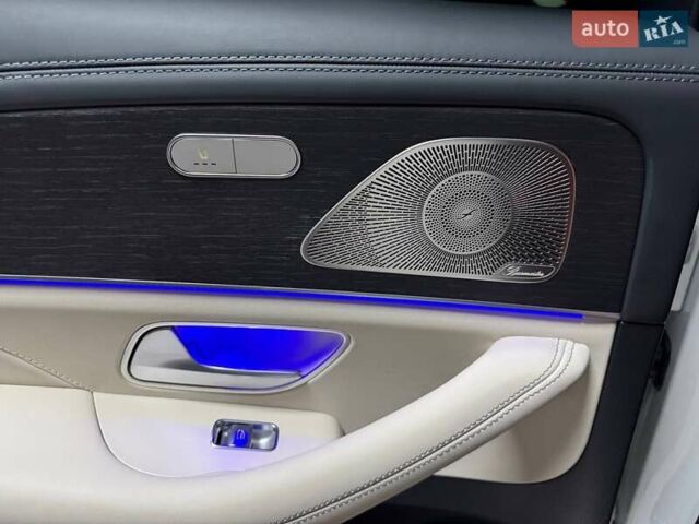 Белый Мерседес GLE-Class Coupe, объемом двигателя 3 л и пробегом 10 тыс. км за 127500 $, фото 64 на Automoto.ua