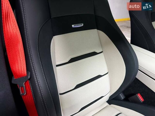 Белый Мерседес GLE-Class Coupe, объемом двигателя 3 л и пробегом 10 тыс. км за 127500 $, фото 115 на Automoto.ua