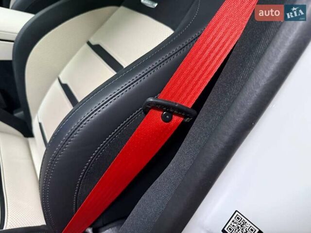 Белый Мерседес GLE-Class Coupe, объемом двигателя 3 л и пробегом 10 тыс. км за 127500 $, фото 59 на Automoto.ua