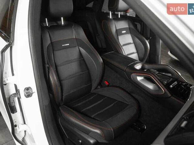 Білий Мерседес GLE-Class Coupe, об'ємом двигуна 3 л та пробігом 32 тис. км за 91000 $, фото 52 на Automoto.ua