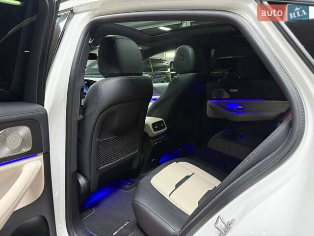 Белый Мерседес GLE-Class Coupe, объемом двигателя 3 л и пробегом 10 тыс. км за 127500 $, фото 66 на Automoto.ua