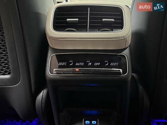 Белый Мерседес GLE-Class Coupe, объемом двигателя 3 л и пробегом 10 тыс. км за 127500 $, фото 70 на Automoto.ua