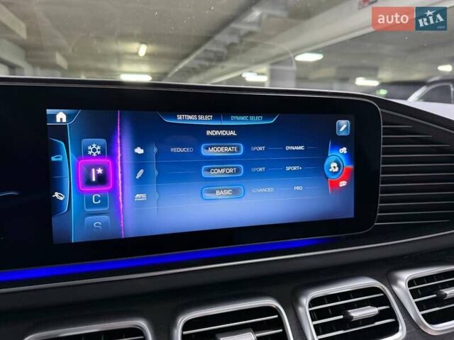 Белый Мерседес GLE-Class Coupe, объемом двигателя 3 л и пробегом 10 тыс. км за 127500 $, фото 91 на Automoto.ua