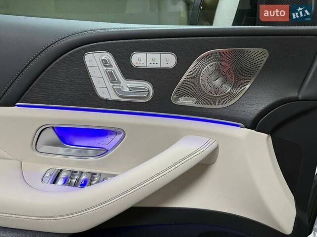 Белый Мерседес GLE-Class Coupe, объемом двигателя 3 л и пробегом 10 тыс. км за 127500 $, фото 43 на Automoto.ua