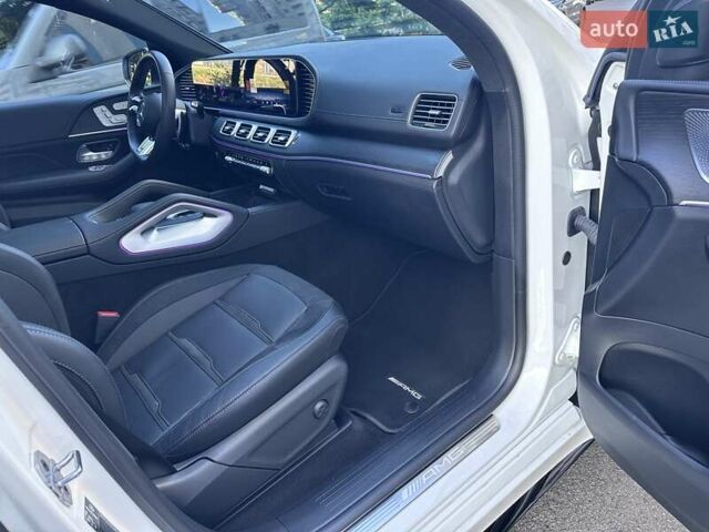 Белый Мерседес GLE-Class Coupe, объемом двигателя 3 л и пробегом 14 тыс. км за 124700 $, фото 32 на Automoto.ua