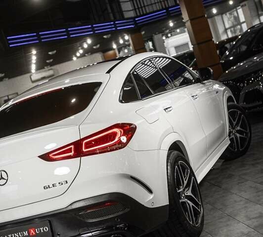 Білий Мерседес GLE-Class Coupe, об'ємом двигуна 3 л та пробігом 32 тис. км за 91000 $, фото 34 на Automoto.ua