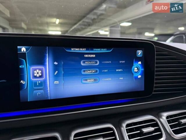 Белый Мерседес GLE-Class Coupe, объемом двигателя 3 л и пробегом 10 тыс. км за 127500 $, фото 92 на Automoto.ua