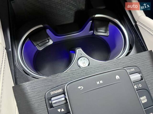 Белый Мерседес GLE-Class Coupe, объемом двигателя 3 л и пробегом 10 тыс. км за 127500 $, фото 107 на Automoto.ua