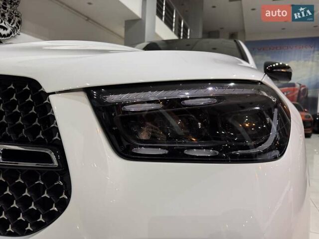Белый Мерседес GLE-Class Coupe, объемом двигателя 2 л и пробегом 2 тыс. км за 117900 $, фото 21 на Automoto.ua