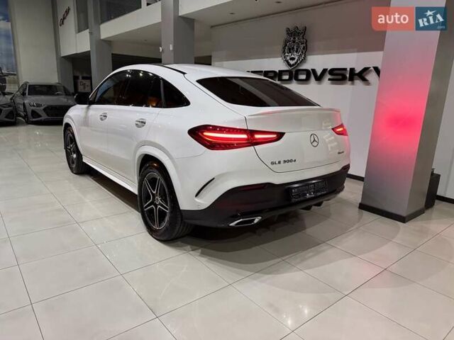 Білий Мерседес GLE-Class Coupe, об'ємом двигуна 2 л та пробігом 2 тис. км за 117900 $, фото 52 на Automoto.ua