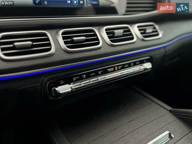 Білий Мерседес GLE-Class Coupe, об'ємом двигуна 2.99 л та пробігом 27 тис. км за 123500 $, фото 21 на Automoto.ua