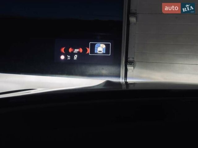 Білий Мерседес GLE-Class Coupe, об'ємом двигуна 2 л та пробігом 2 тис. км за 117900 $, фото 6 на Automoto.ua