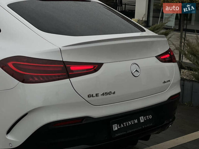 Білий Мерседес GLE-Class Coupe, об'ємом двигуна 2.99 л та пробігом 27 тис. км за 123500 $, фото 10 на Automoto.ua