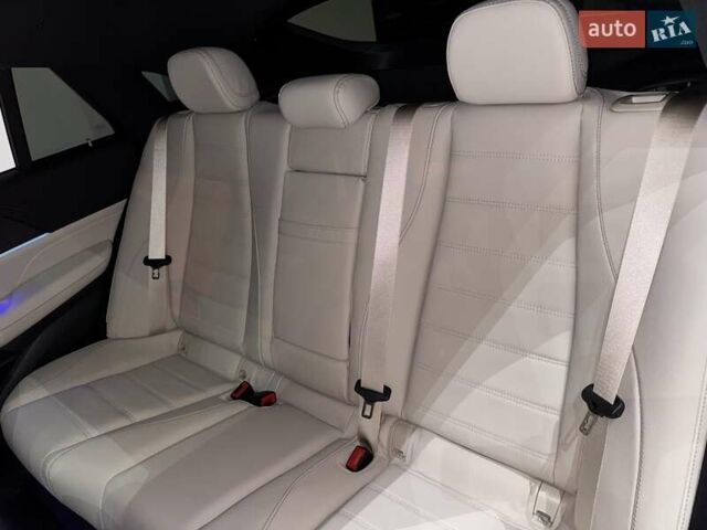 Белый Мерседес GLE-Class Coupe, объемом двигателя 2 л и пробегом 2 тыс. км за 117900 $, фото 114 на Automoto.ua