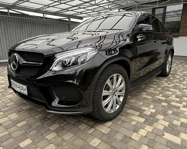 Чорний Мерседес GLE-Class Coupe, об'ємом двигуна 3 л та пробігом 145 тис. км за 38500 $, фото 4 на Automoto.ua