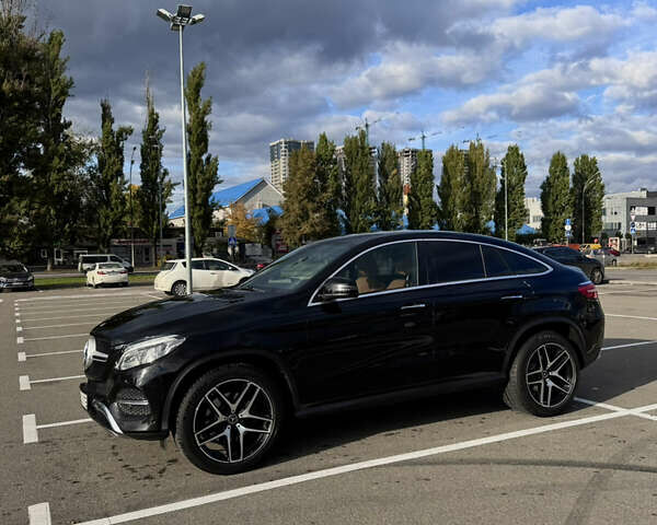 Черный Мерседес GLE-Class Coupe, объемом двигателя 3 л и пробегом 99 тыс. км за 41500 $, фото 1 на Automoto.ua