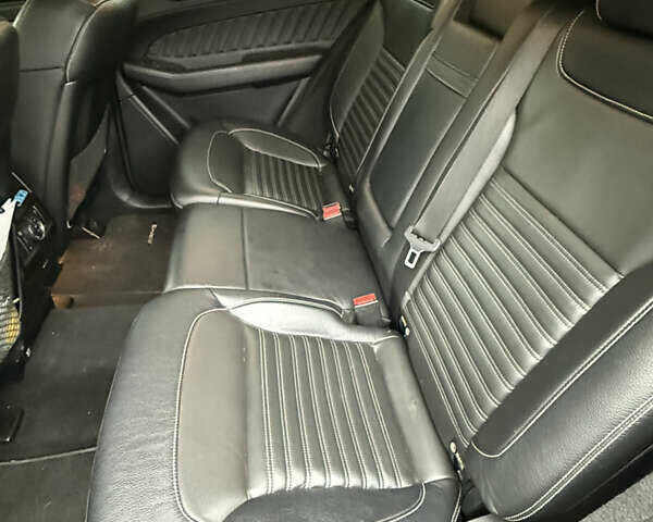 Чорний Мерседес GLE-Class Coupe, об'ємом двигуна 3 л та пробігом 145 тис. км за 38500 $, фото 7 на Automoto.ua