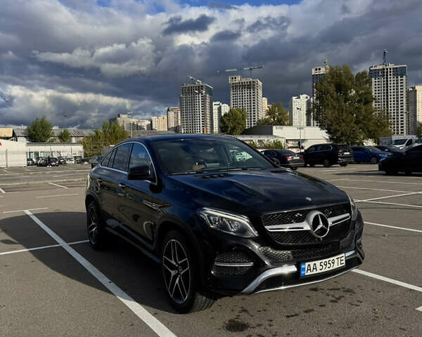 Черный Мерседес GLE-Class Coupe, объемом двигателя 3 л и пробегом 99 тыс. км за 41500 $, фото 5 на Automoto.ua