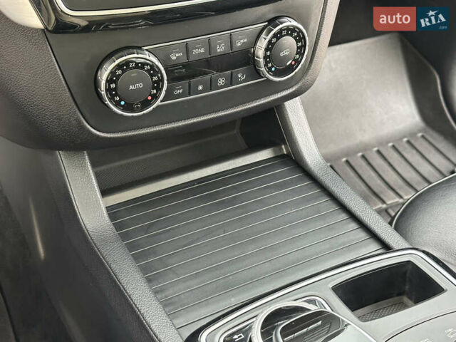 Черный Мерседес GLE-Class Coupe, объемом двигателя 2.99 л и пробегом 180 тыс. км за 33500 $, фото 73 на Automoto.ua