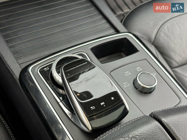 Черный Мерседес GLE-Class Coupe, объемом двигателя 2.99 л и пробегом 180 тыс. км за 33500 $, фото 74 на Automoto.ua