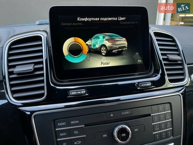 Черный Мерседес GLE-Class Coupe, объемом двигателя 3 л и пробегом 130 тыс. км за 40900 $, фото 75 на Automoto.ua